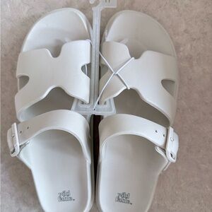 Wild Fable Women’s Size 11 Ivory Slip-On Sandals